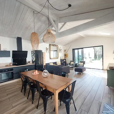 Maison De Vacances A Domino