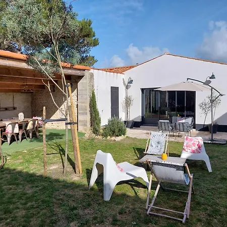 Maison De Vacances A Domino Holiday home *