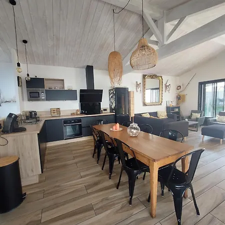 Holiday home Maison De Vacances A Domino